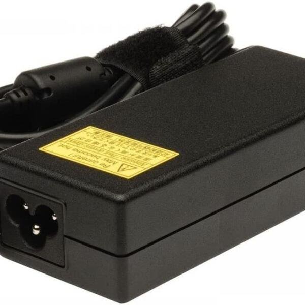 Laptop ac adapter toshiba 19v 3.95a